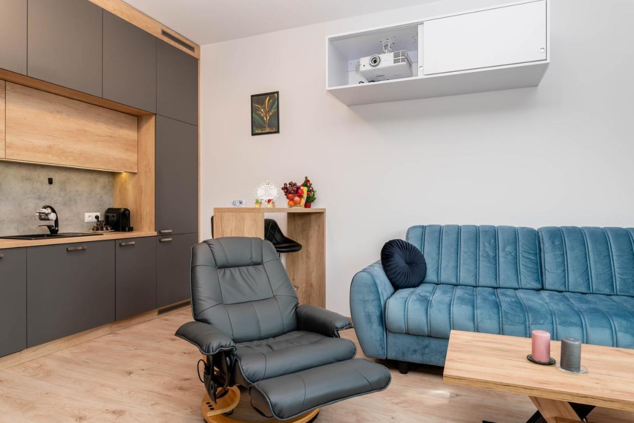Appartement Apartwro - Apartament Przy Wyspie Slodowej, Garaz, Projektor, Rowery à Wrocław Extérieur photo