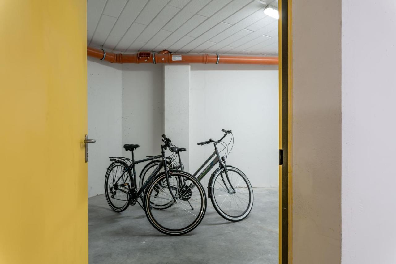 Appartement Apartwro - Apartament Przy Wyspie Slodowej, Garaz, Projektor, Rowery à Wrocław Extérieur photo